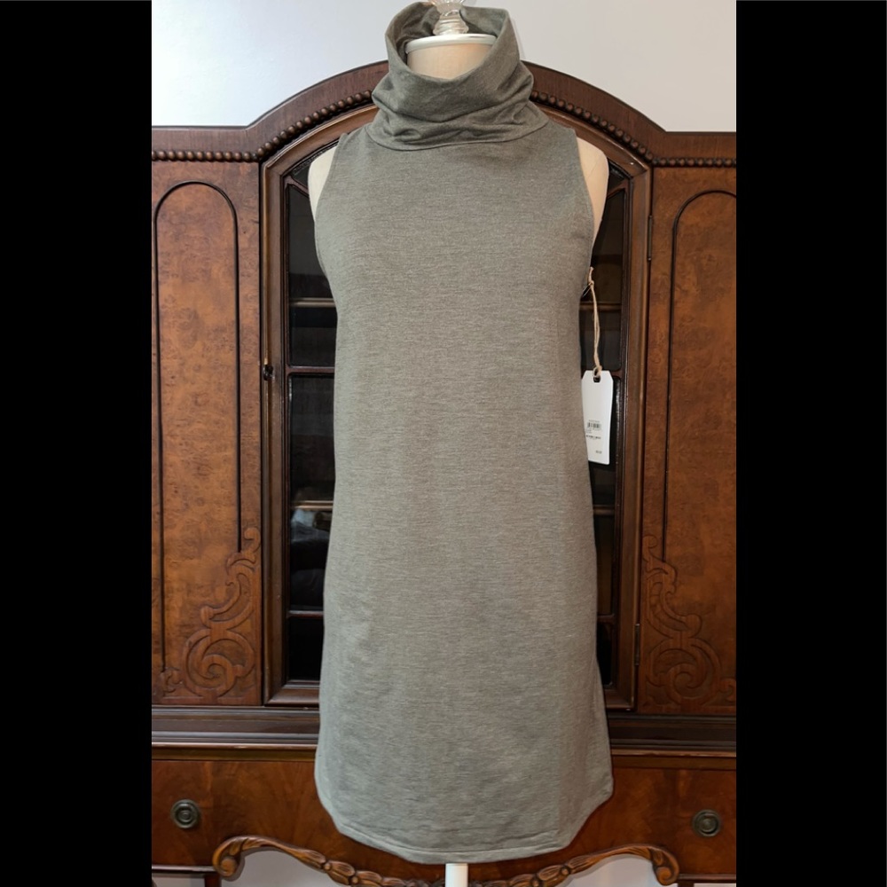 (Leith) sleeveless turtleneck dress NWT - Picture 2 of 7